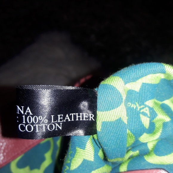 OrYany| Pebble Satchel Leather Handbag - Picture 7 of 8